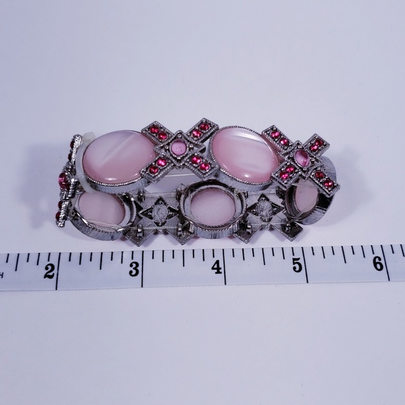 Bracelet Silver and Shades of Pink in X's and O's - Picture 3 of 5